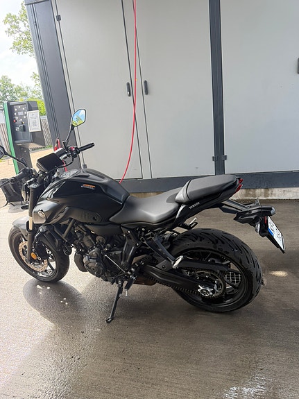 Yamaha MT-07 15 of 21