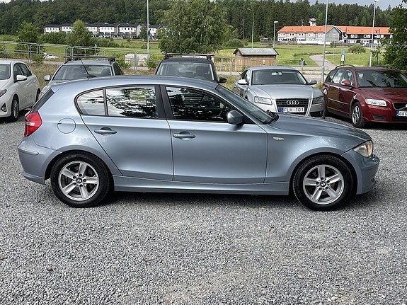 BMW 118d 6 of 17