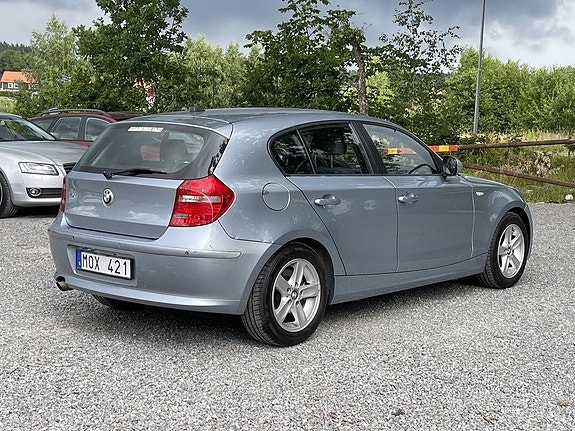 BMW 118d 3 of 17