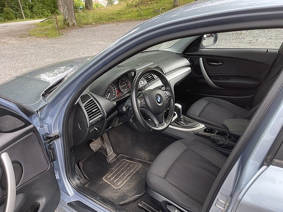 BMW 118d 13 of 17