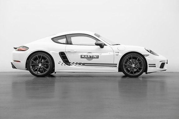 Porsche 718 Cayman T 5 of 5