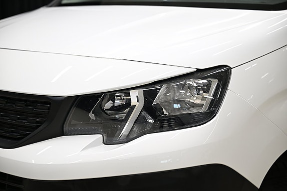 Peugeot Partner 3 of 5