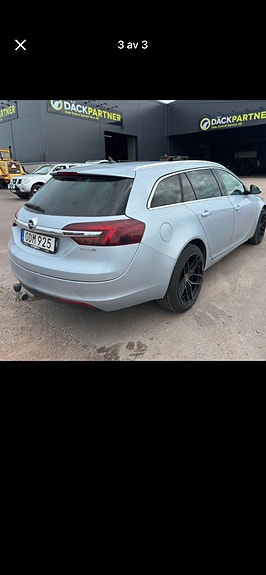 Opel Insignia 3 of 3