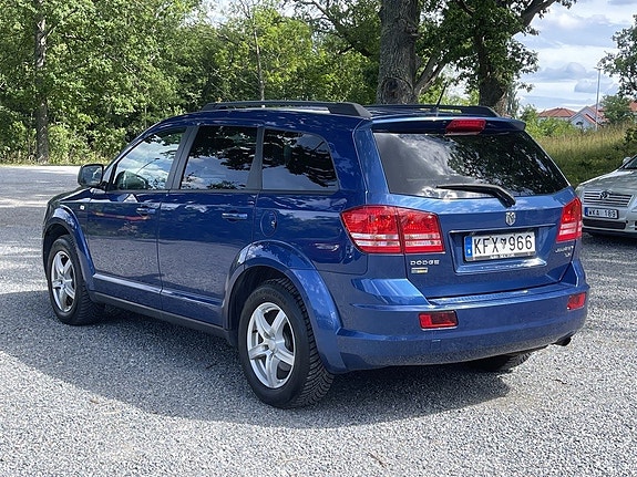 Dodge Journey 4 of 25