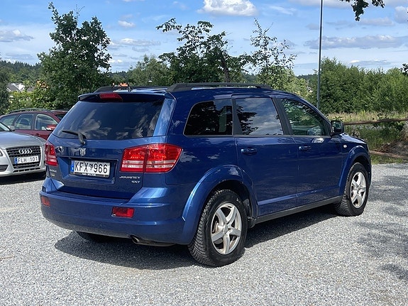 Dodge Journey 3 of 25