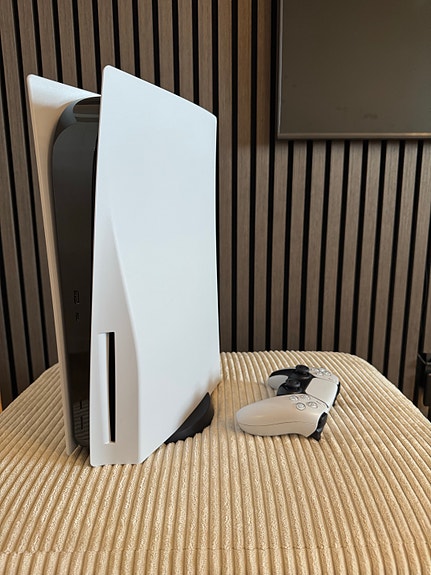 Sony PlayStation 5 + handkontroll