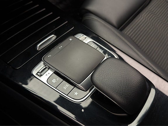 Mercedes-Benz A180 d 18 of 28