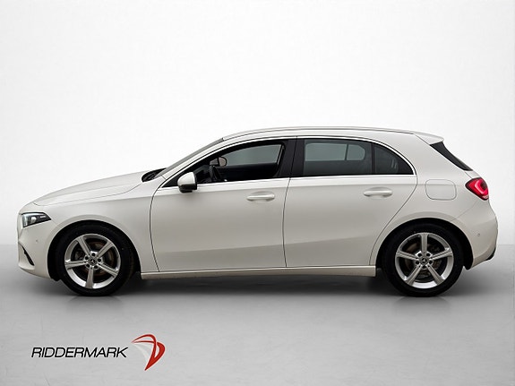 Mercedes-Benz A180 d 2 of 28