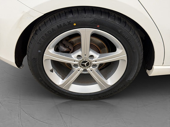 Mercedes-Benz A180 d 27 of 28