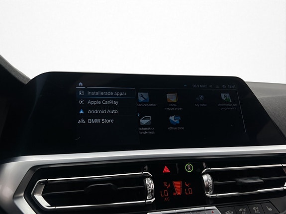 BMW 330e 20 of 30
