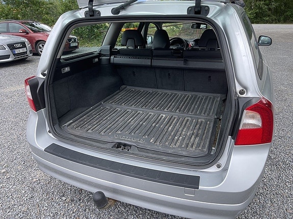 Volvo V70 15 of 17