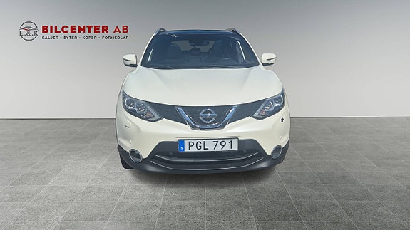 Nissan Qashqai 2 of 5