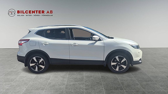 Nissan Qashqai 3 of 5