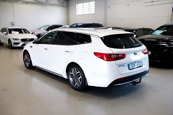 Kia Optima 4 of 20