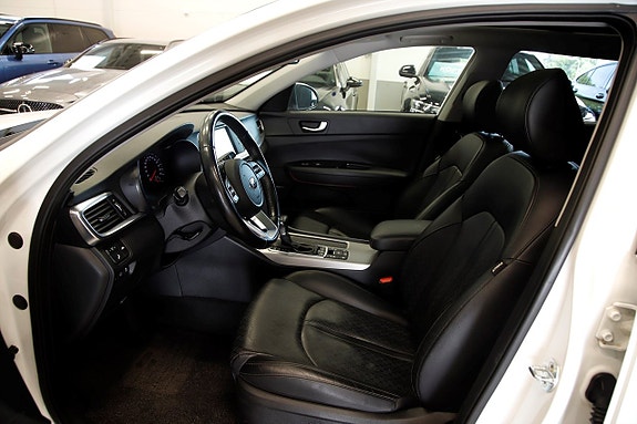 Kia Optima 7 of 20