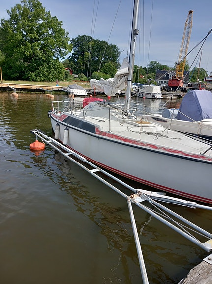 Maxi 77 — View photo 1