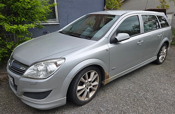 Opel Astra 2 of 3