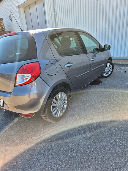 Renault Clio 3 of 5
