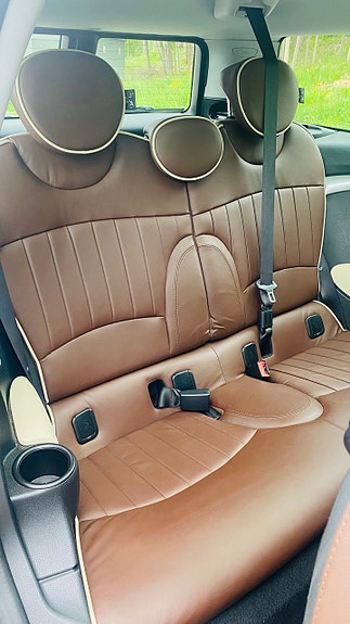 MINI Cooper 11 of 21