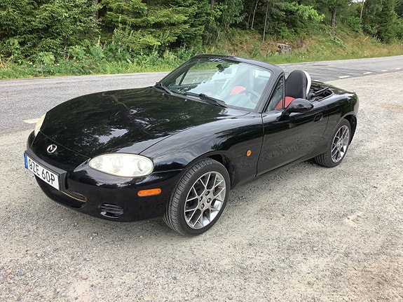 Mazda MX-5 3 of 5