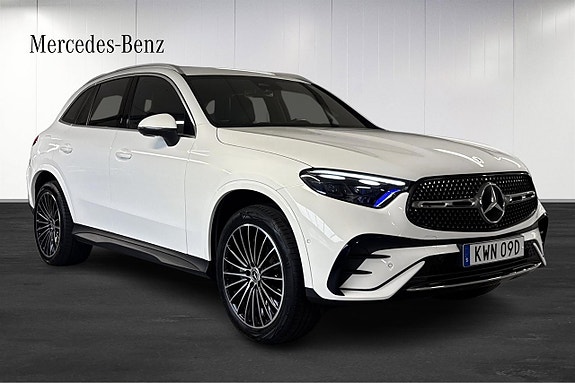 Mercedes-Benz GLC300 e 2 of 5
