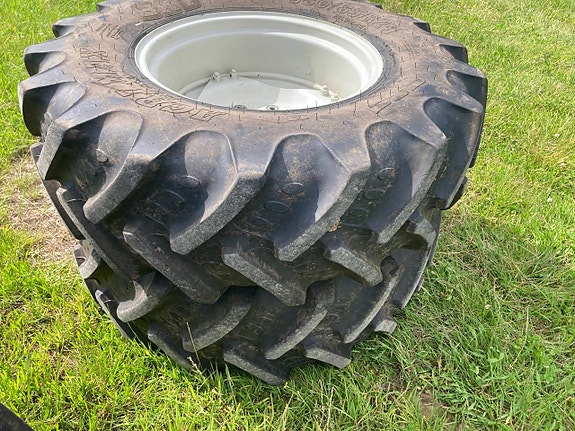 Kompletta hjul till Valmet/Valtra 6000-serien A-serien 9 of 9