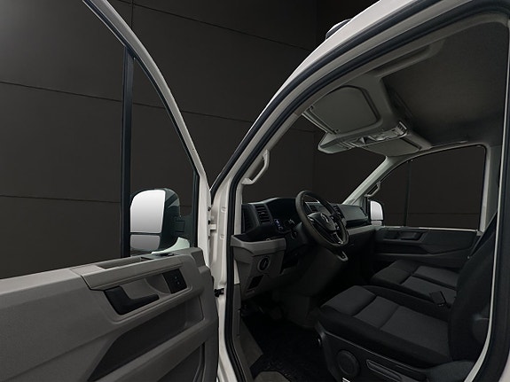 Volkswagen Crafter 10 of 26