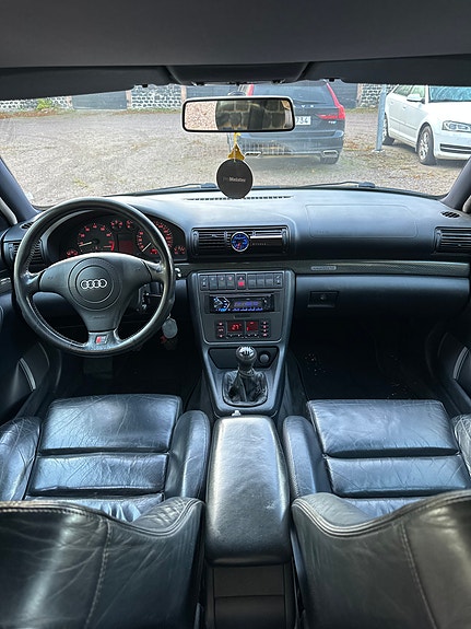 Audi S4 9 of 12