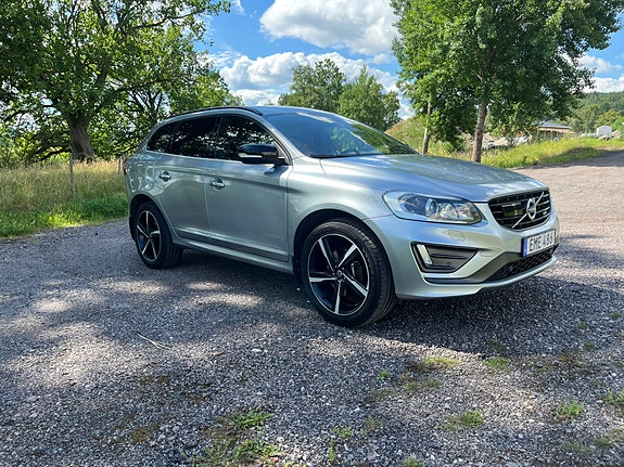 Volvo XC60 3 of 5