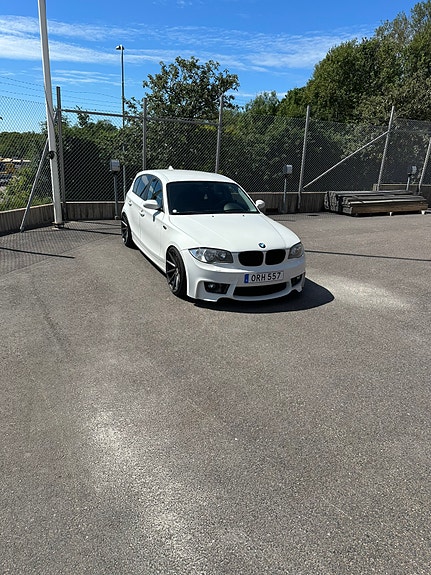 BMW 118d 3 of 3