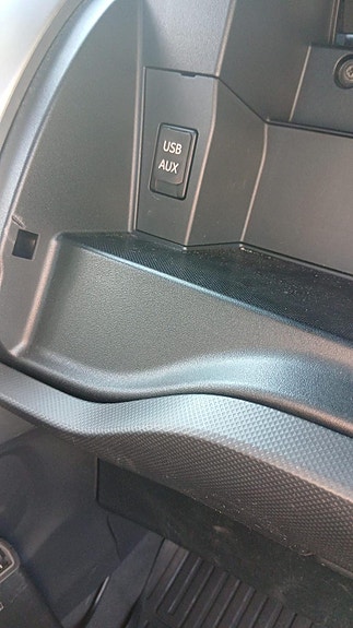 Toyota Auris 9 of 15