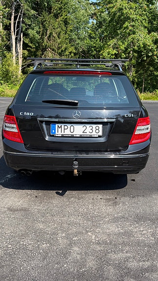 Mercedes-Benz C180 3 of 15