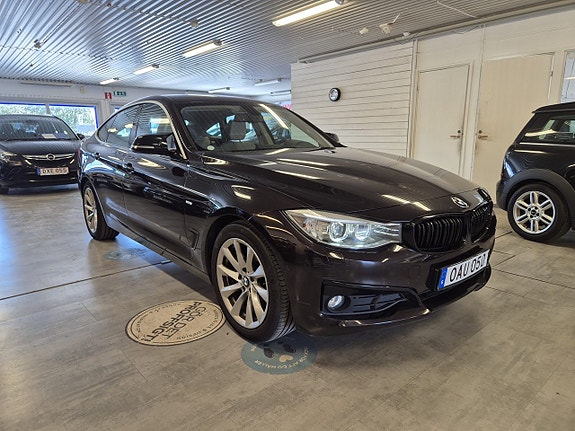 BMW 320d 3 of 5
