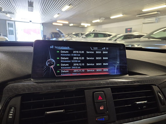 BMW 320d 14 of 16