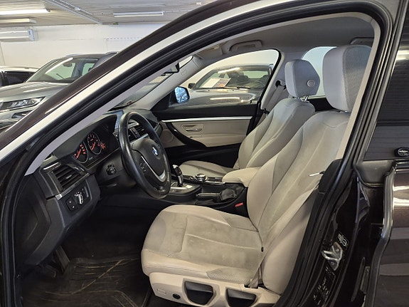 BMW 320d 7 of 16