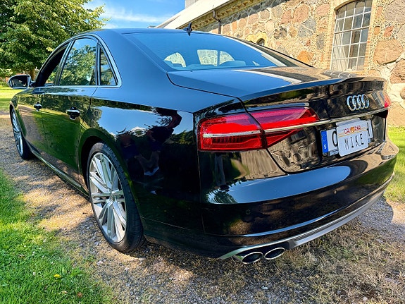 Audi A8 5 of 5