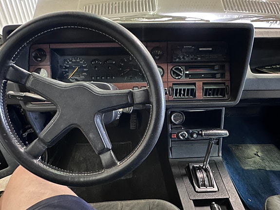 Ford Granada 5 of 5
