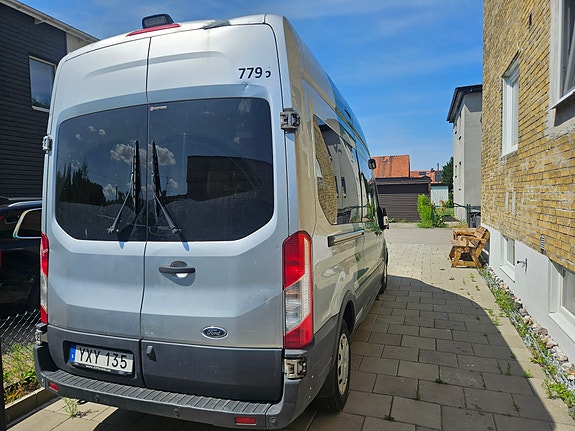 Ford Transit 8 of 10