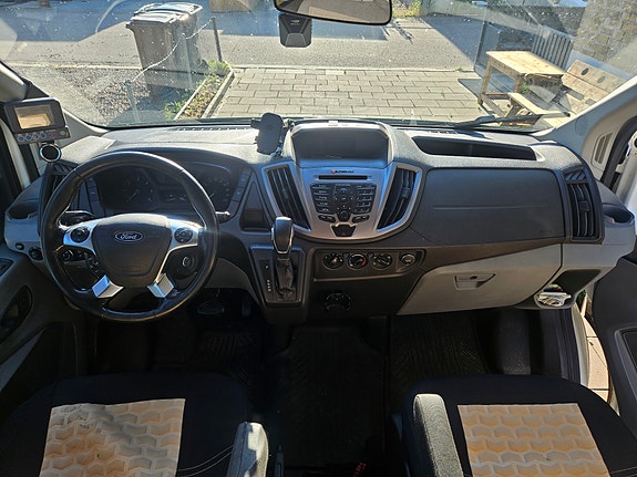 Ford Transit 4 of 5