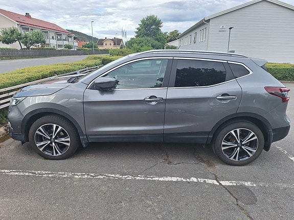 Nissan Qashqai 4 of 5