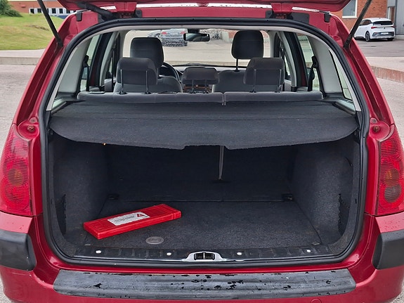 Peugeot 307 7 of 12