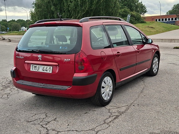 Peugeot 307 4 of 12
