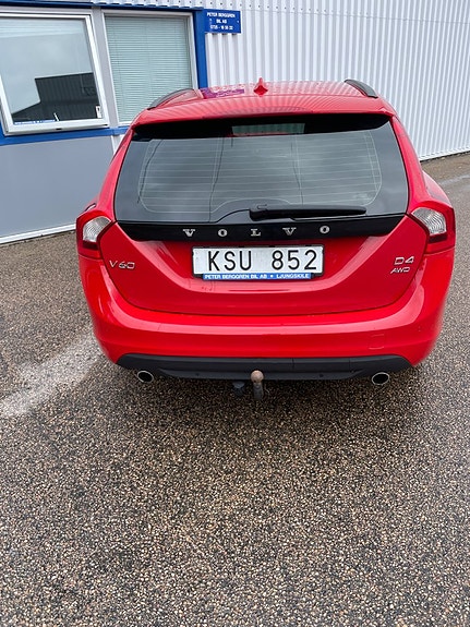 Volvo V60 6 of 8