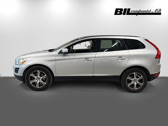 Volvo XC60 4 of 5