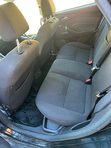 Ford Focus 8 of 9