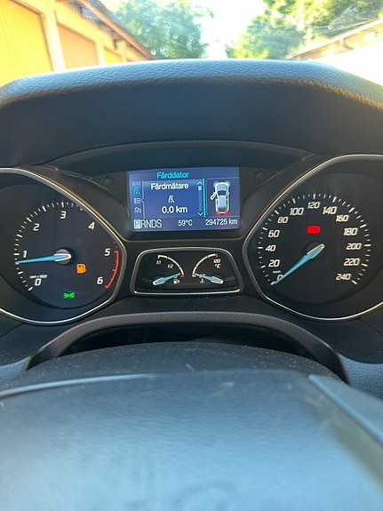 Ford Focus 7 of 9