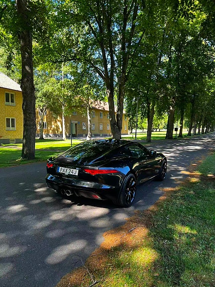 Jaguar F-TYPE 7 of 18