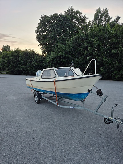 Örnvik, 55hk suzuki, båtsläp 2 of 5