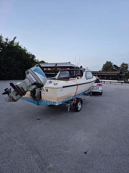 Örnvik, 55hk suzuki, båtsläp 4 of 5