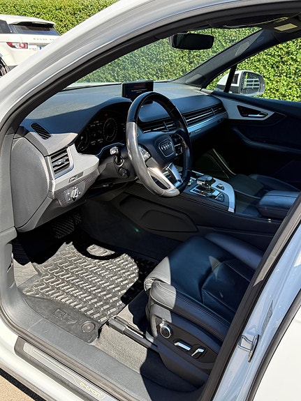 Audi Q7 16 of 25